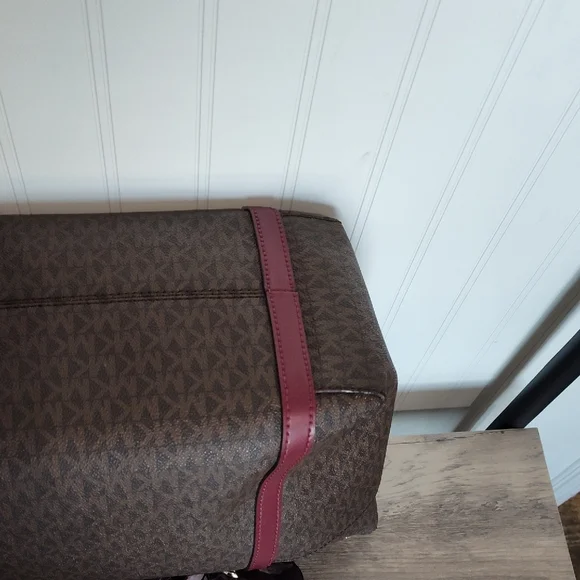 Michael Kors Brown and Burgundy Tote Bag - Picture 8 of 15